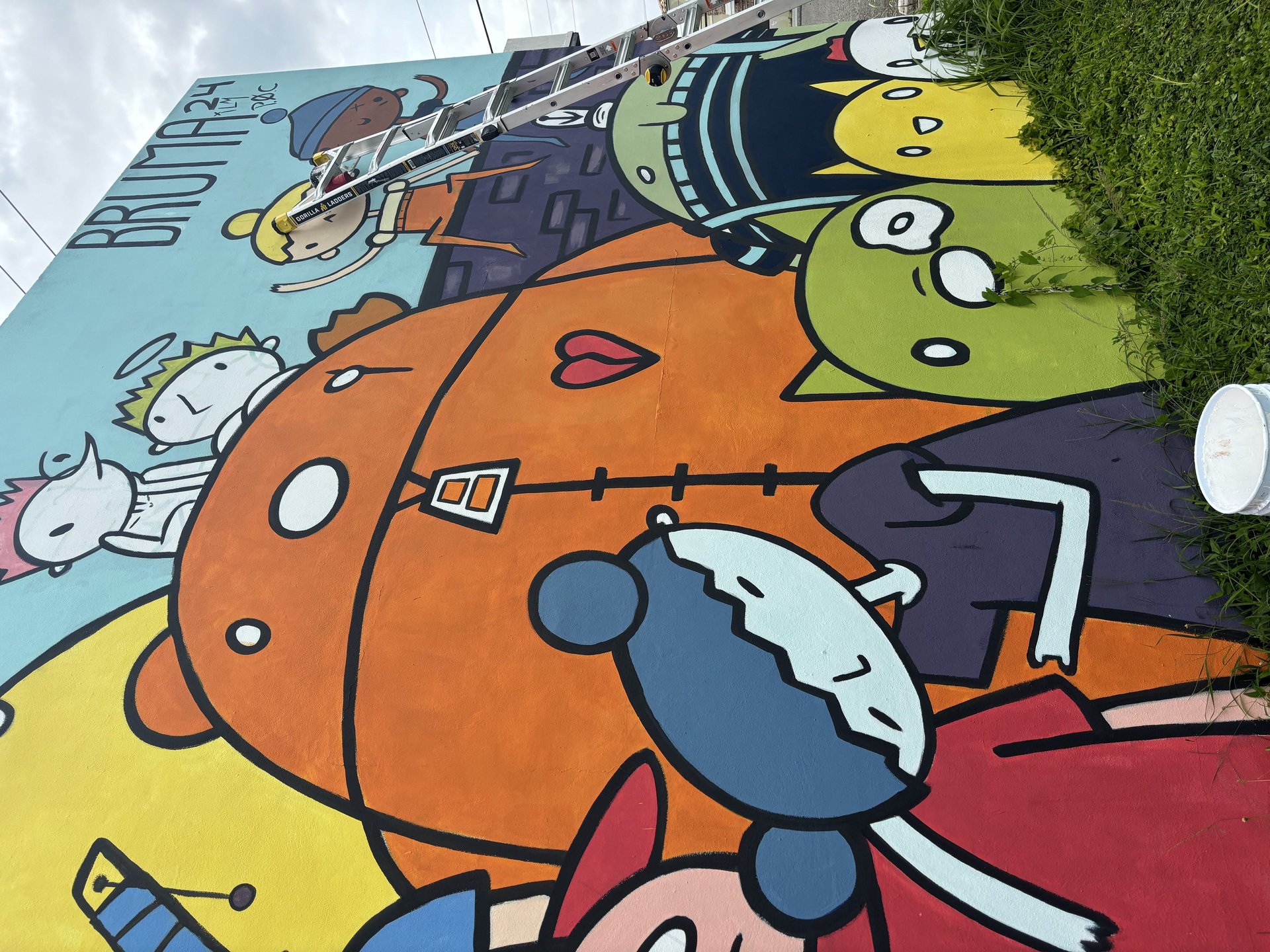 Murals 38